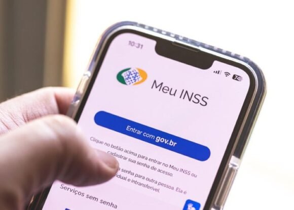 Biometria no INSS será obrigatória: entenda o que muda para beneficiários em novembro de 2025